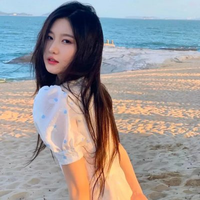 推动摇篮的手